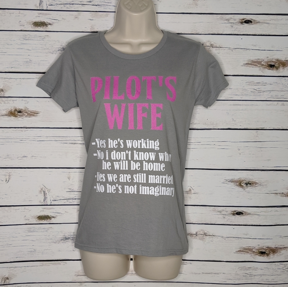 Anvil Pilots Wife shirt NWOT gray pink white small